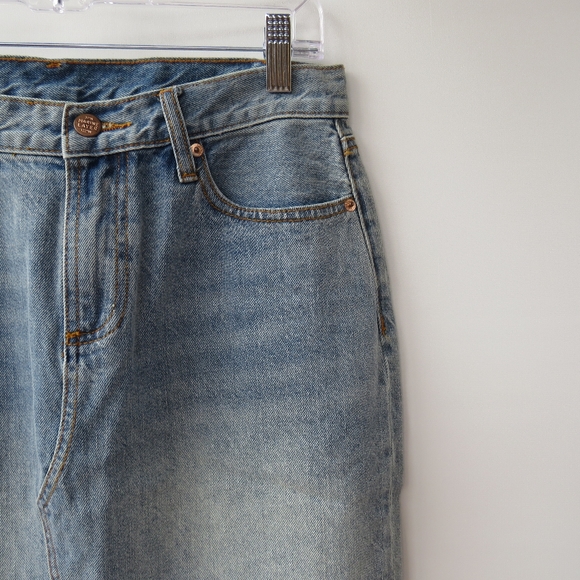 Marine Layer Celine Denim High Rise Jean Skirt Size 8 - Picture 5 of 14